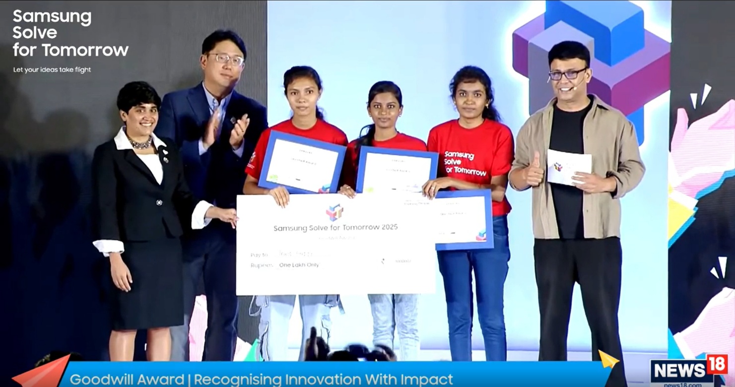 Ms. Ramya M with the TheraFun platform at Samsung Solve for Tomorrow 2025