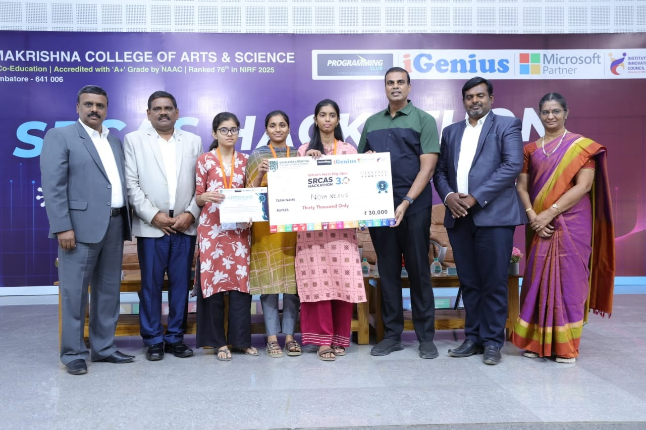 Mr. Abhishek Nehru at the e-Yantra National Robotics Competition finale, IIT Bombay