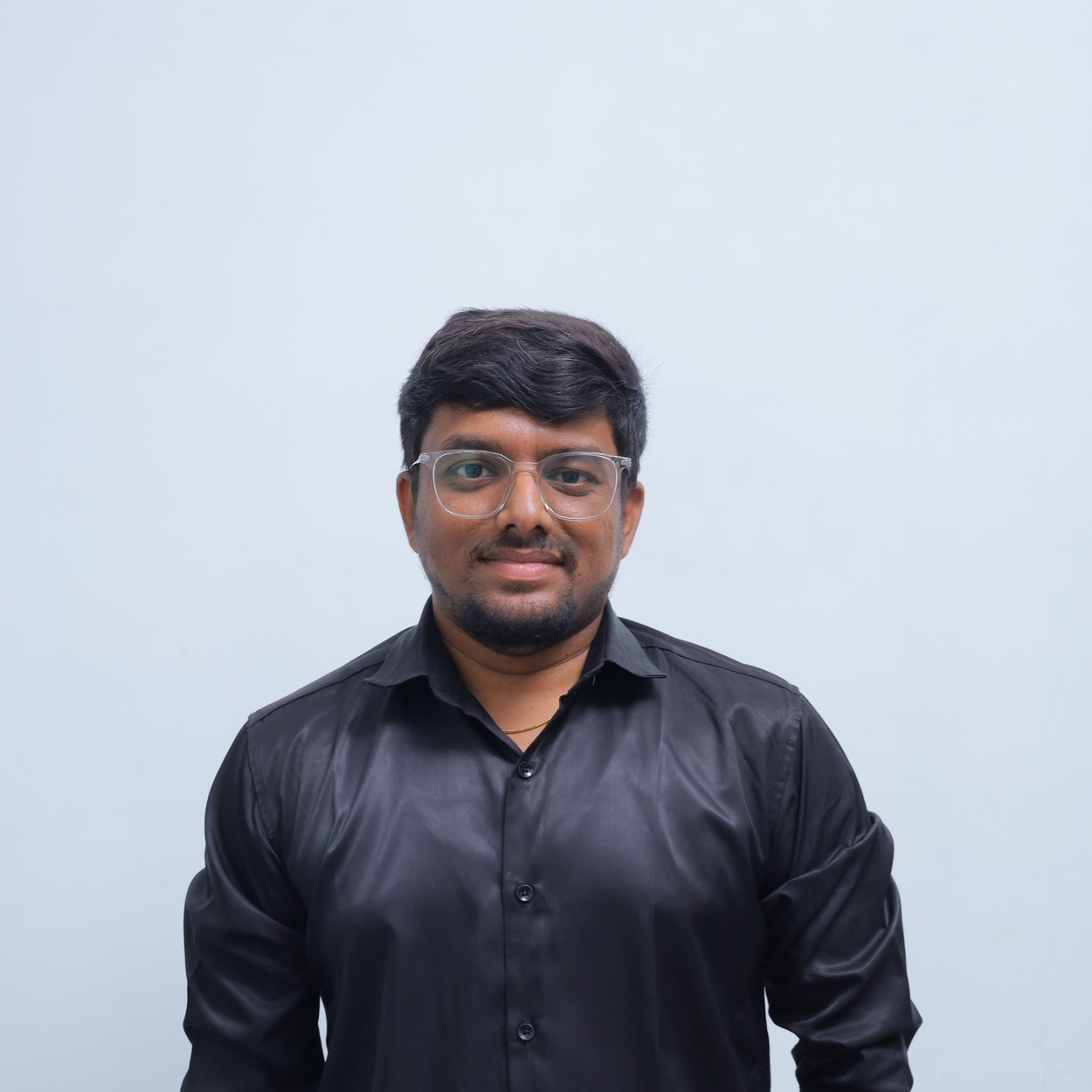 Mr. VINOTH S