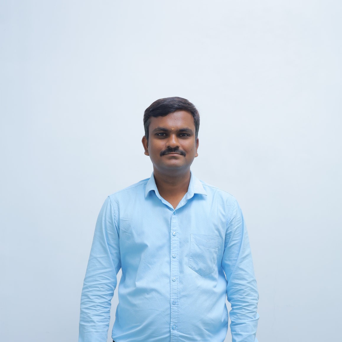 Mr. VIGNESH CJ
