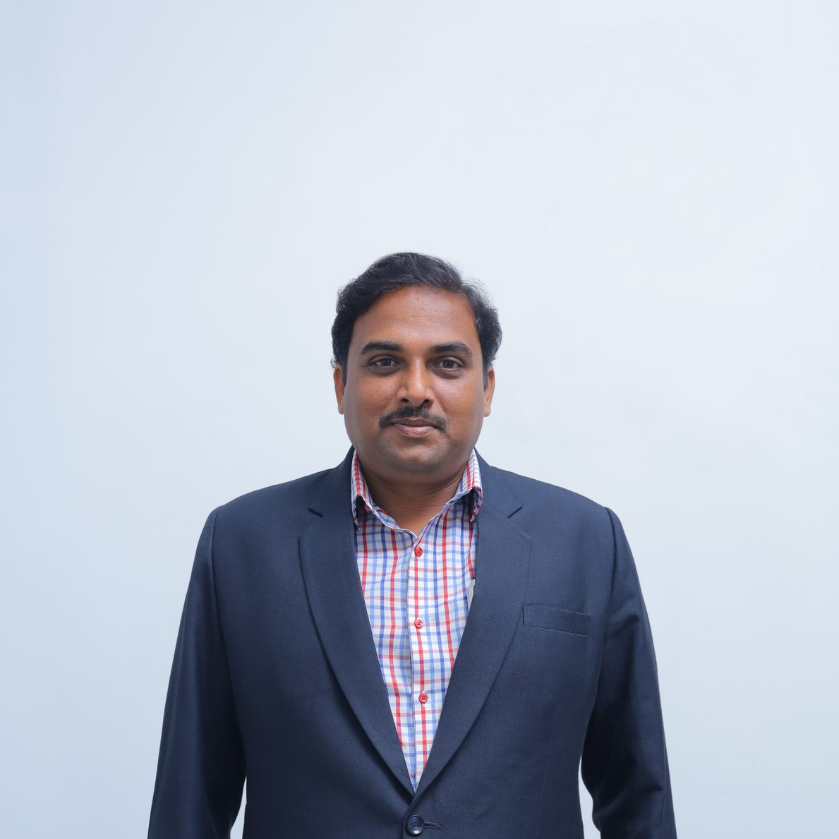 Dr. RAMESHKUMAR T