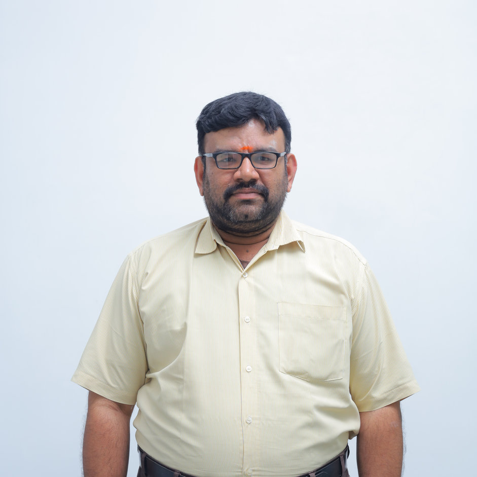 Dr.SUBRAMANIYAN  RAJA R